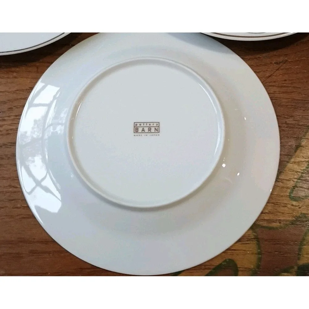 Pottery Barn‎ Dessert/Salad Plates White With Gold Poetry Pleasure Laughter